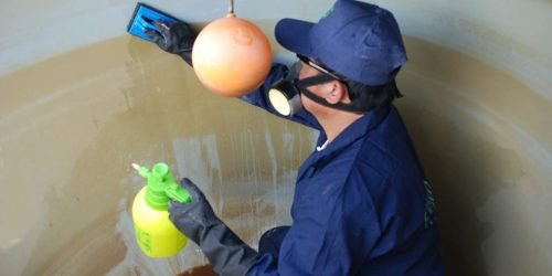 تنظيف-خزانات-المياه-البلاستيكية-